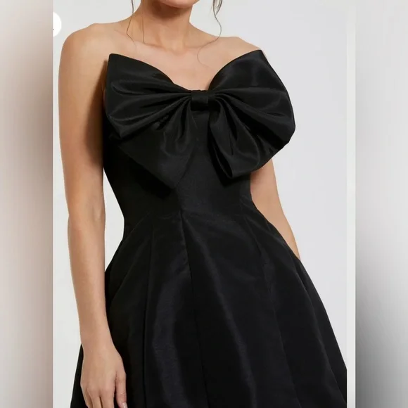 Mac Duggal Black Strapless Bow Fit and Flare Mini Dress Size 6 NWT - Picture 2 of 15